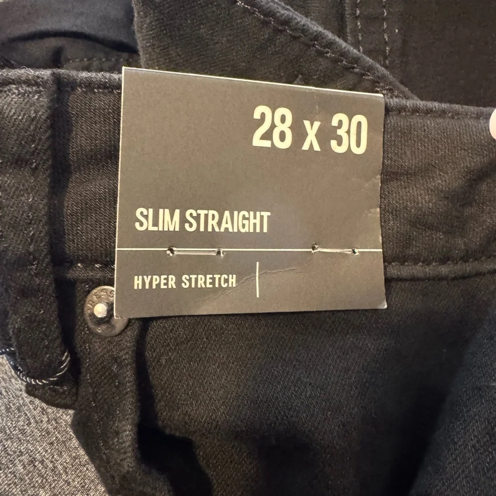 Express Men's Slim Straight Black Jeans  - Size 28x40 - NWT